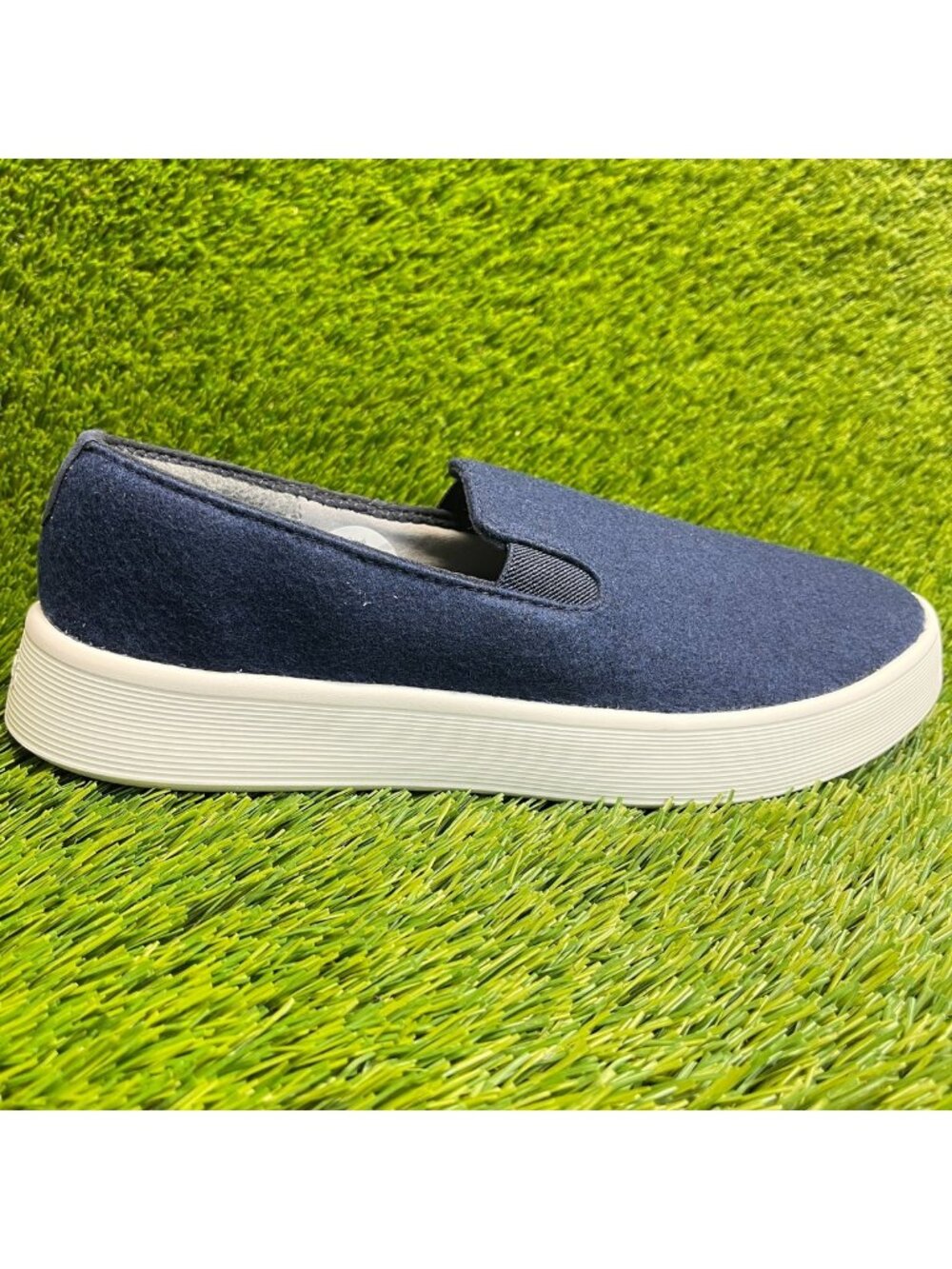 Allbirds Wool Cruiser Slip On Mens Size 9.5 Blue Casual Classic Shoes Sneakers